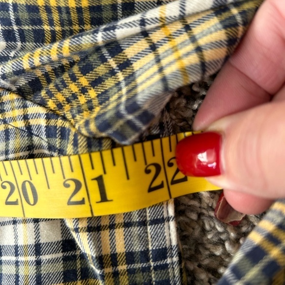 5/$25 Burton Dryride dark blue and yellow cotton blend shirt size small - Picture 6 of 7